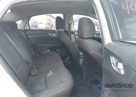 2020 Kia Forte Lxs z USA, uszkodzony, nr VIN 3KPF24AD6LE256720